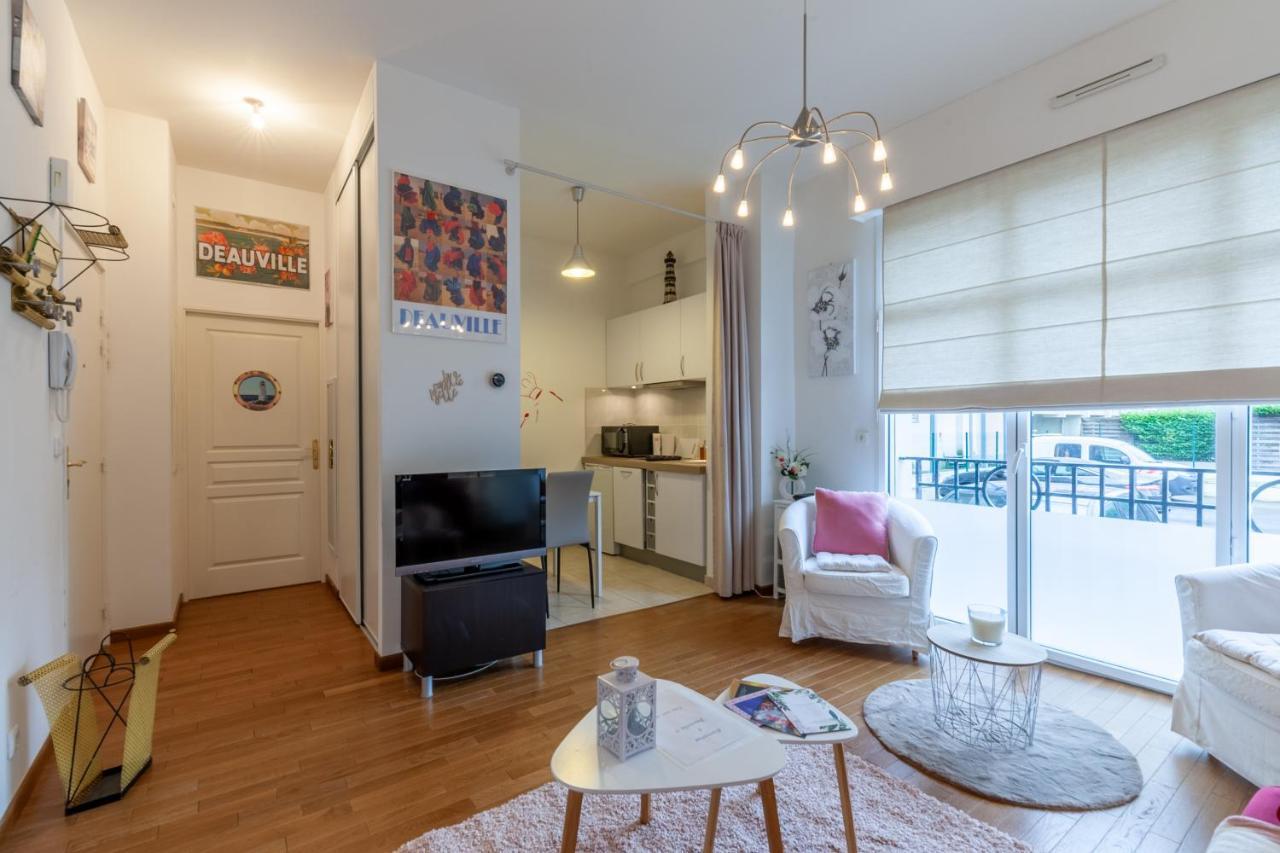 Cmg Port De Deauville Apartment Bagian luar foto